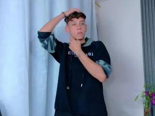 thomas_brack from Flirt4Free is Freechat