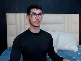 thomas_turner from Flirt4Free is Freechat