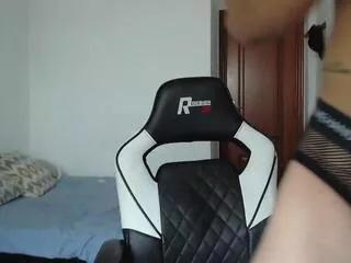 tom_lust from Flirt4Free is Freechat