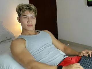 tyler_sauvage from Flirt4Free is Freechat