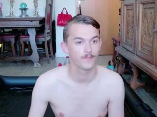 william_gramain from Flirt4Free is Freechat