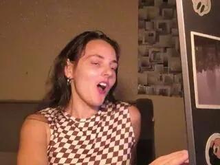 zarina_croft from Flirt4Free is Freechat