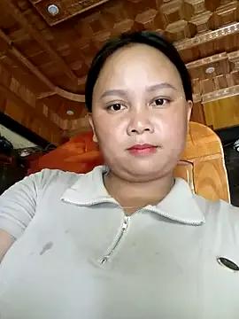 -Kitty-92 from StripChat is Freechat