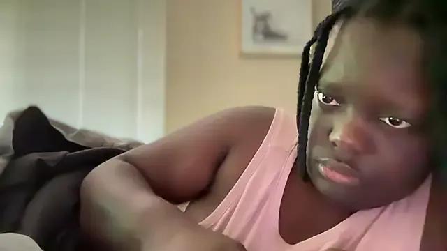 -Yagurlwest from StripChat is Freechat