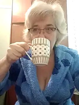 52MiaLove02 from StripChat is Freechat
