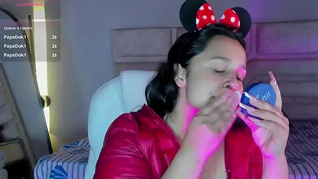_adahara_queen from StripChat is Freechat