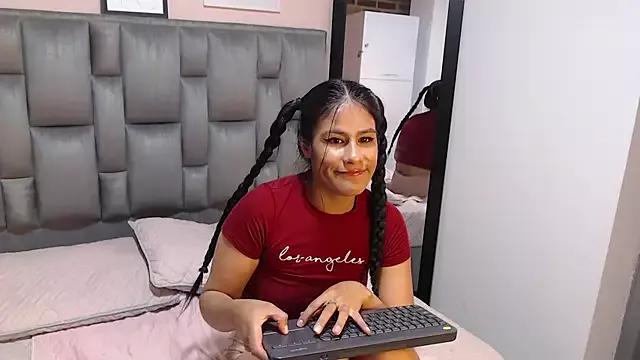 _Aiilynn- from StripChat is Freechat