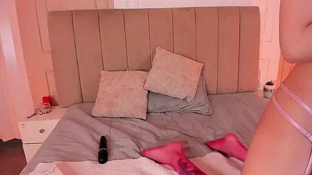 _amy_adams from StripChat is Freechat