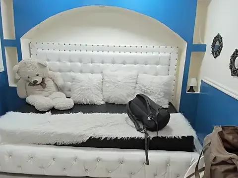 Entertain your itch for girls livestreamers with our collection of stunning models, skilled in the art of temptation and delight.