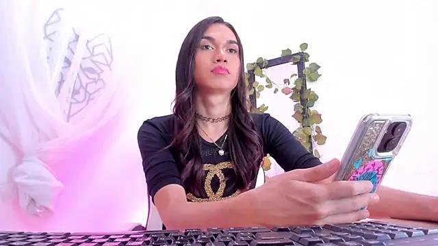 Entertain your itch for girls livestreamers with our collection of stunning models, skilled in the art of temptation and delight.