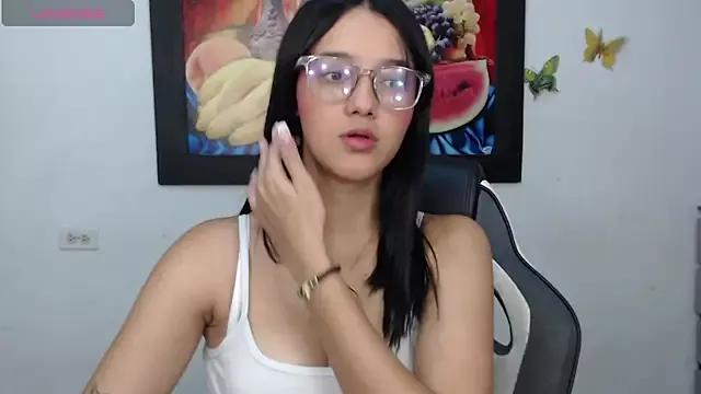 Entertain your itch for girls livestreamers with our collection of stunning models, skilled in the art of temptation and delight.