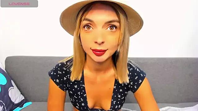 Entertain your itch for girls livestreamers with our collection of stunning models, skilled in the art of temptation and delight.