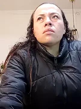 _Honey1_ from StripChat is Freechat