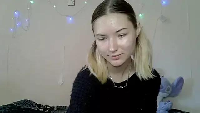 Photos of _kikiclark__ from StripChat is Freechat