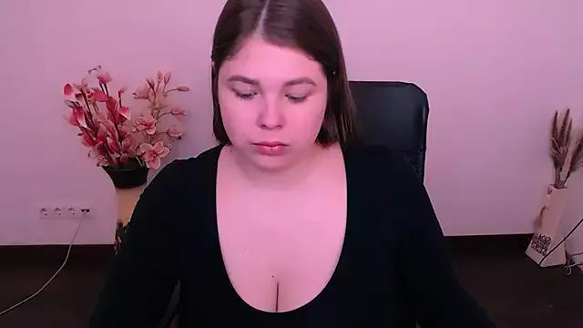 _Lovely_Mary from StripChat is Freechat