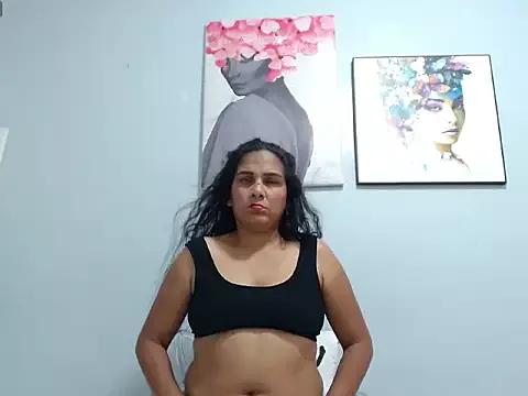 Entertain your itch for girls livestreamers with our collection of stunning models, skilled in the art of temptation and delight.