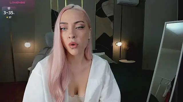 Entertain your itch for girls livestreamers with our collection of stunning models, skilled in the art of temptation and delight.