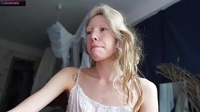 _Phantom_thread_ from StripChat is Freechat