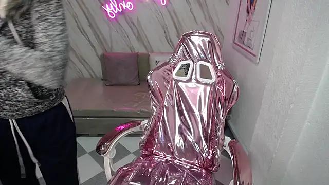 Entertain your itch for girls livestreamers with our collection of stunning models, skilled in the art of temptation and delight.
