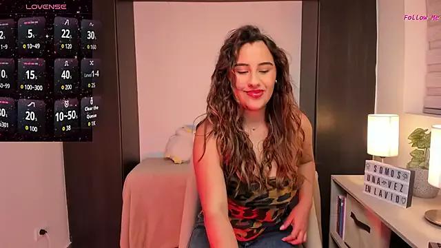 Entertain your itch for girls livestreamers with our collection of stunning models, skilled in the art of temptation and delight.