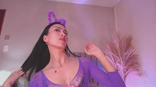 Entertain your itch for girls livestreamers with our collection of stunning models, skilled in the art of temptation and delight.