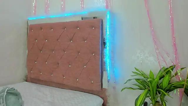 Entertain your itch for girls livestreamers with our collection of stunning models, skilled in the art of temptation and delight.