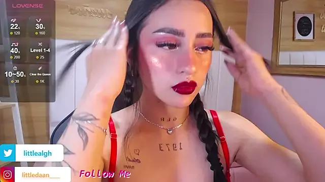 Entertain your itch for girls livestreamers with our collection of stunning models, skilled in the art of temptation and delight.