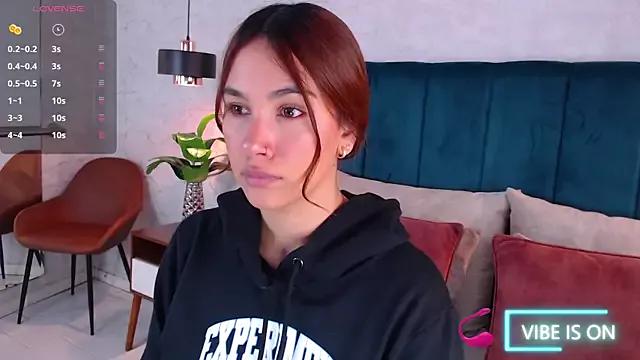 AdeleAndersonn from StripChat is Freechat