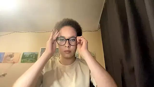 adelina_rich from StripChat is Freechat