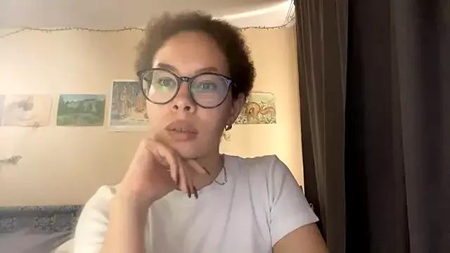 adelina_rich from StripChat is Freechat