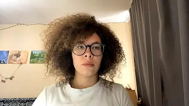 adelina_rich from StripChat is Freechat
