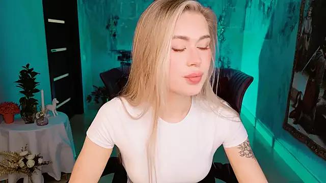 Entertain your itch for girls livestreamers with our collection of stunning models, skilled in the art of temptation and delight.