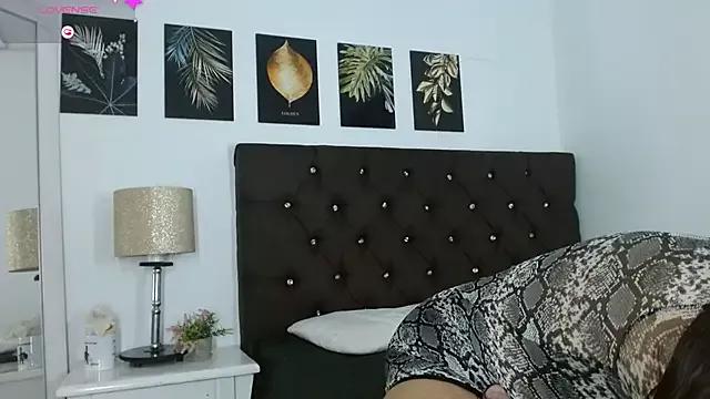 Agata-Devon from StripChat is Freechat