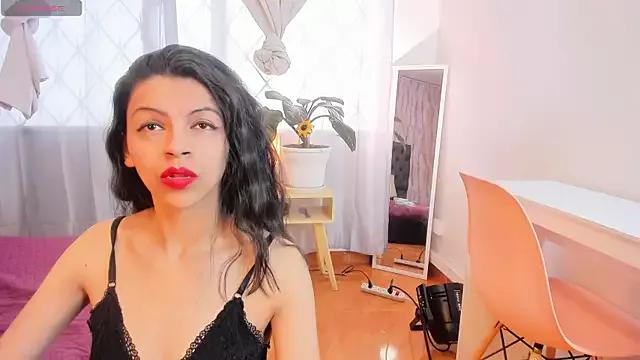 aitana_garcia_ from StripChat is Freechat