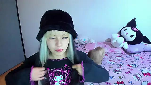 Akane-Mou from StripChat