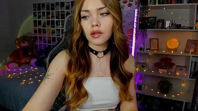 Entertain your itch for girls livestreamers with our collection of stunning models, skilled in the art of temptation and delight.