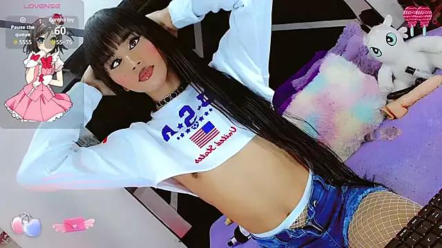 AlahiaDabion from StripChat