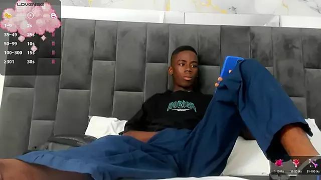 Alan_blacke from StripChat is Freechat
