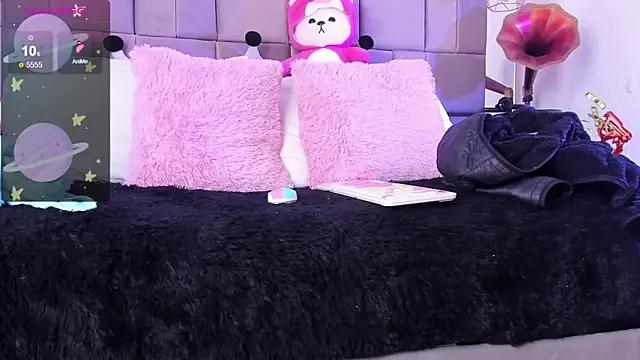 Entertain your itch for girls livestreamers with our collection of stunning models, skilled in the art of temptation and delight.