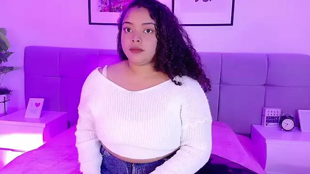 Entertain your itch for girls livestreamers with our collection of stunning models, skilled in the art of temptation and delight.