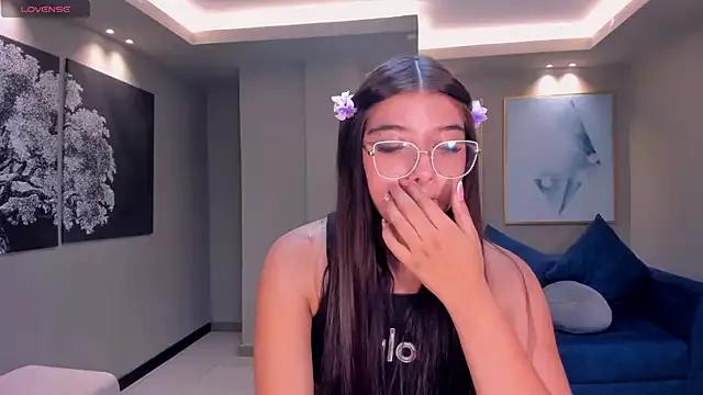 AlanaCardona from StripChat is Freechat