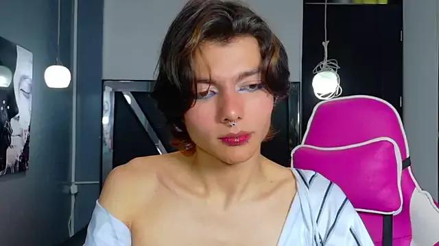 alandelrey57 from StripChat is Freechat