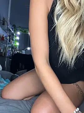 Entertain your itch for girls livestreamers with our collection of stunning models, skilled in the art of temptation and delight.