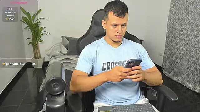 Alex_towers from StripChat is Freechat