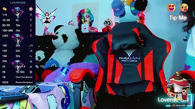 Entertain your itch for girls livestreamers with our collection of stunning models, skilled in the art of temptation and delight.