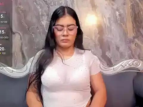 AlexaHillss1 from StripChat is Freechat