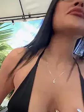 Entertain your itch for girls livestreamers with our collection of stunning models, skilled in the art of temptation and delight.