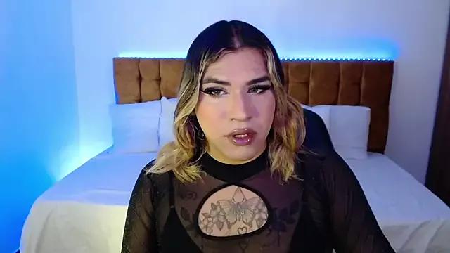 alexiaaross from StripChat is Freechat