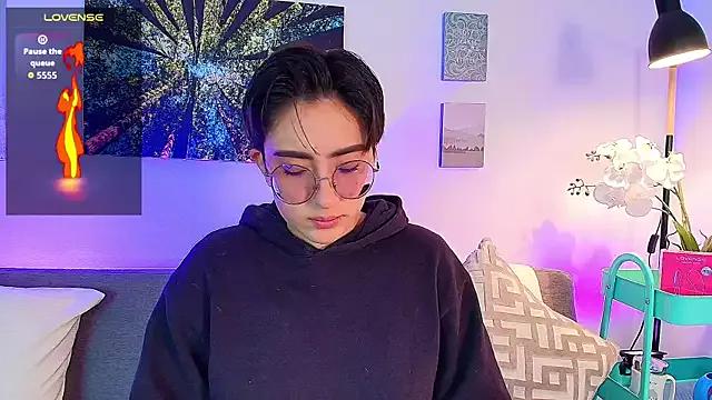 alexmiller_ofi from StripChat is Freechat