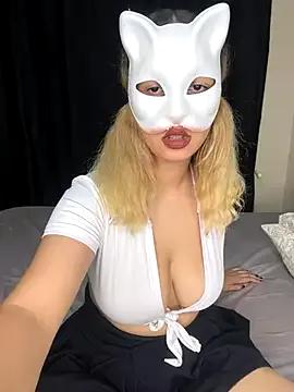 Entertain your itch for girls livestreamers with our collection of stunning models, skilled in the art of temptation and delight.
